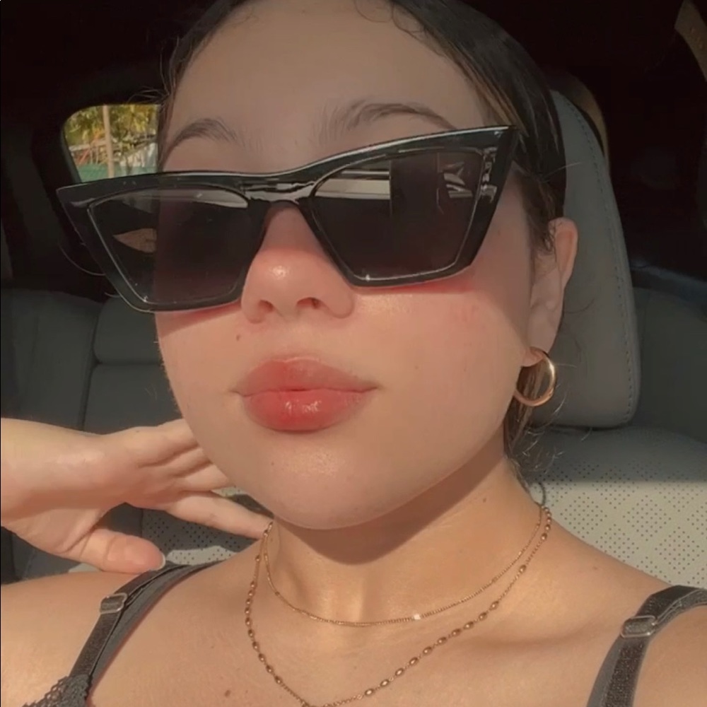 Meet your Posher, Mariali